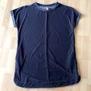 Velour tshirt style dress sz small/medium pockets!